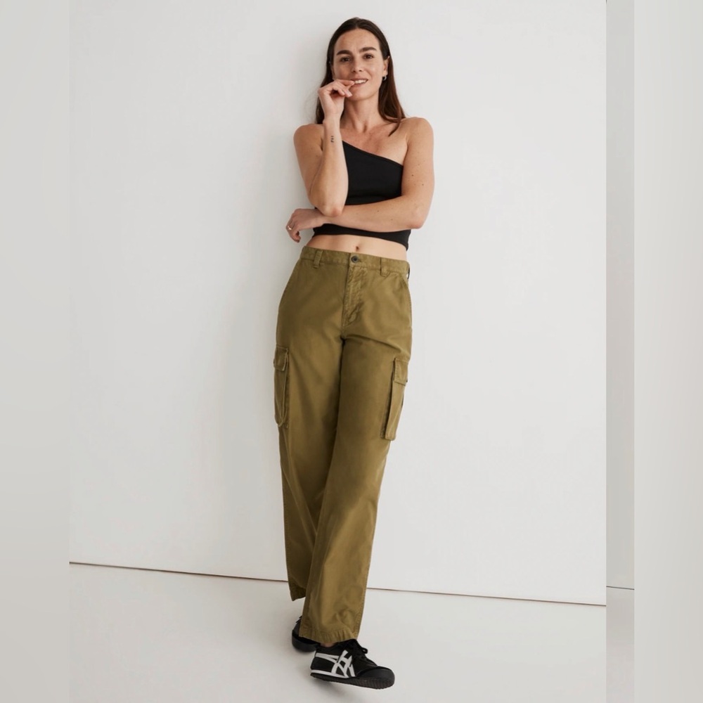 Madewell Olive Green Cargo Pants – Size 29 – NWT